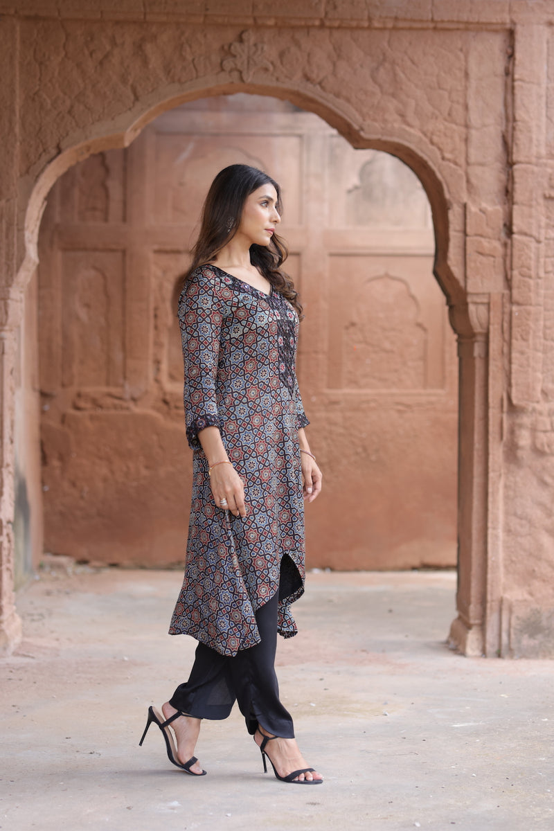 Buy Light Blue Paisley Print Highlow Kurta With Draped Pants And Pink  Dupatta Online  W for Woman
